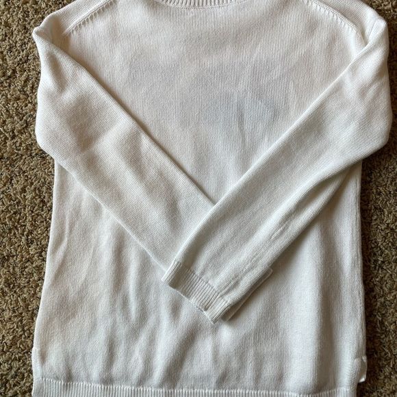 Vineyard Vines Girls Medium Sweater - Picture 3 of 3